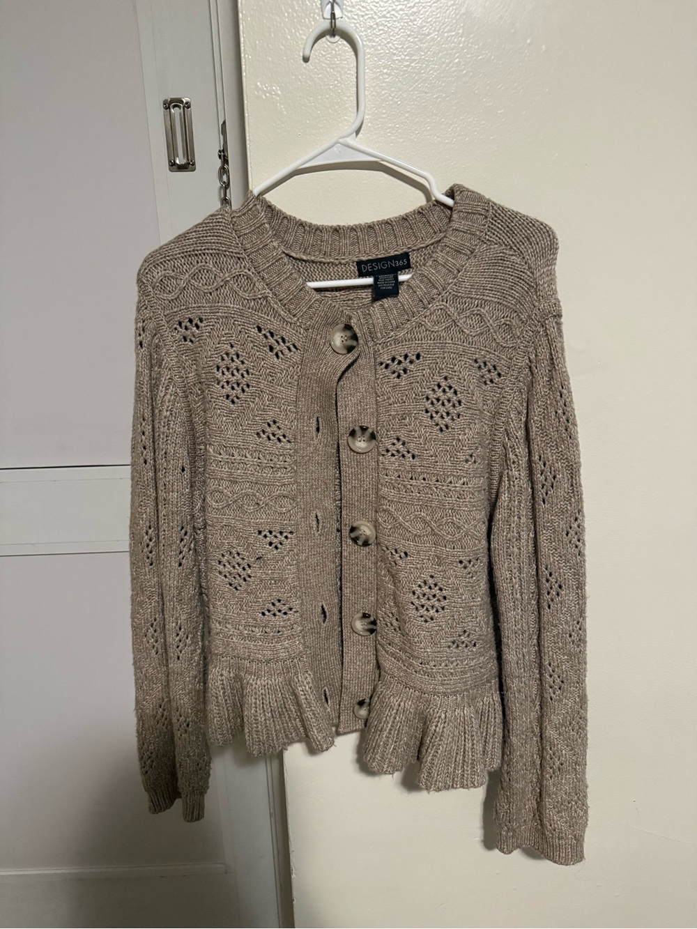 Design365 Taupe Ruffled-Hem Knit Button Cardigan